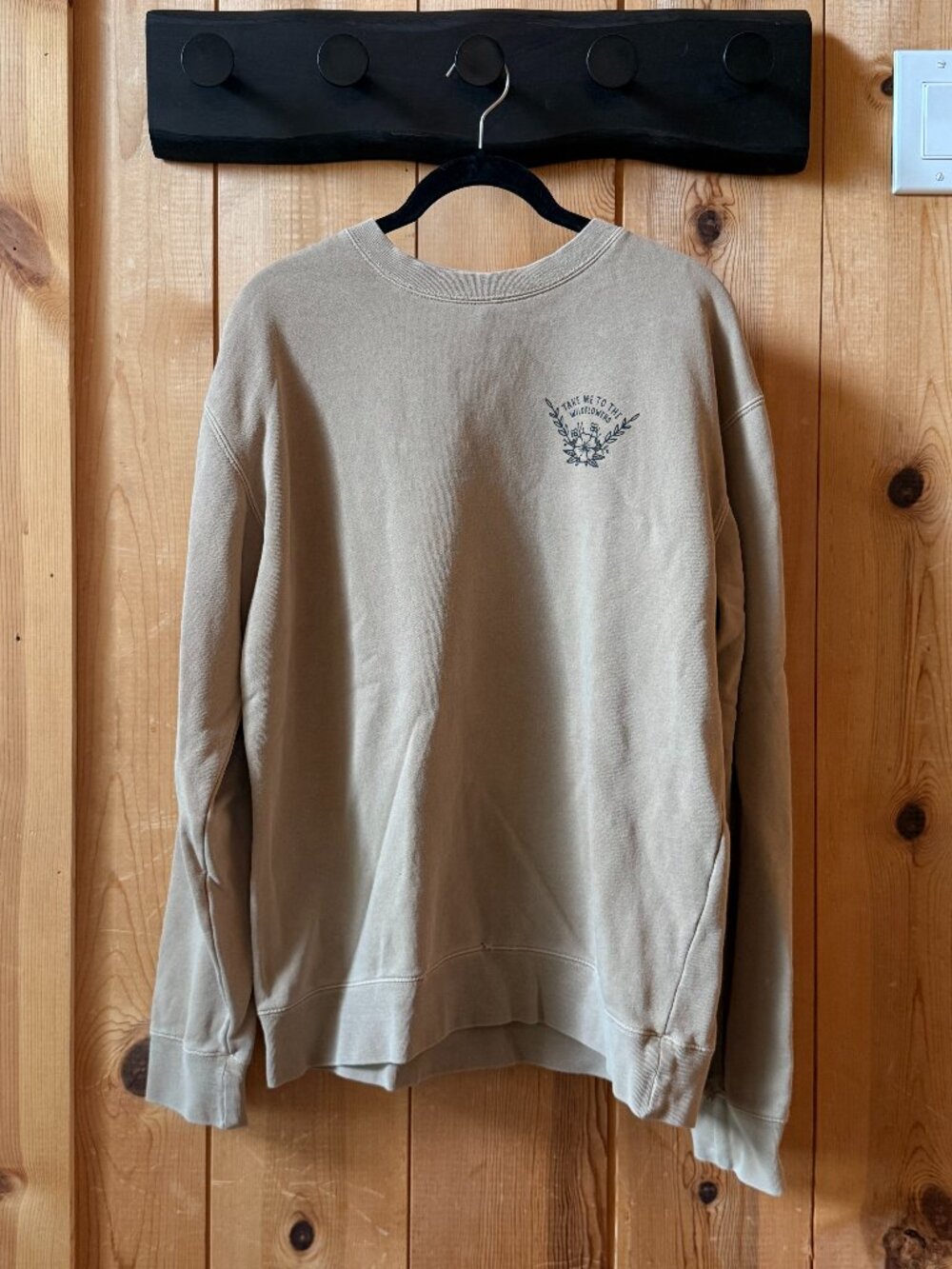 Independent Trading Co crewneck sweatshirt in faded tan/khaki.